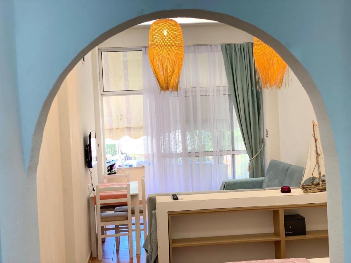 Areti Rooms Hotel Хімара Екстер'єр фото