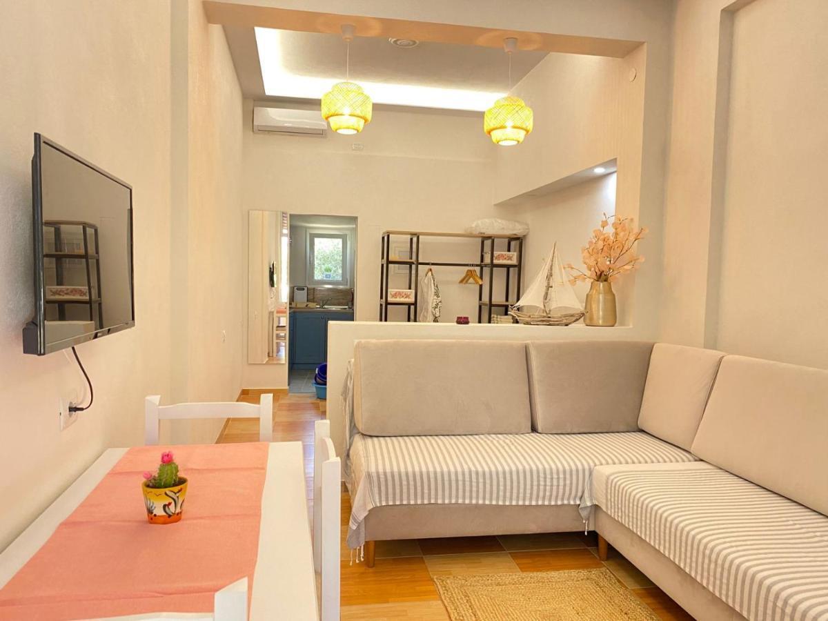 Areti Rooms Hotel Хімара Екстер'єр фото